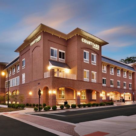 ホテル Courtyard By Marriott Atlanta Duluth Downtown エクステリア 写真