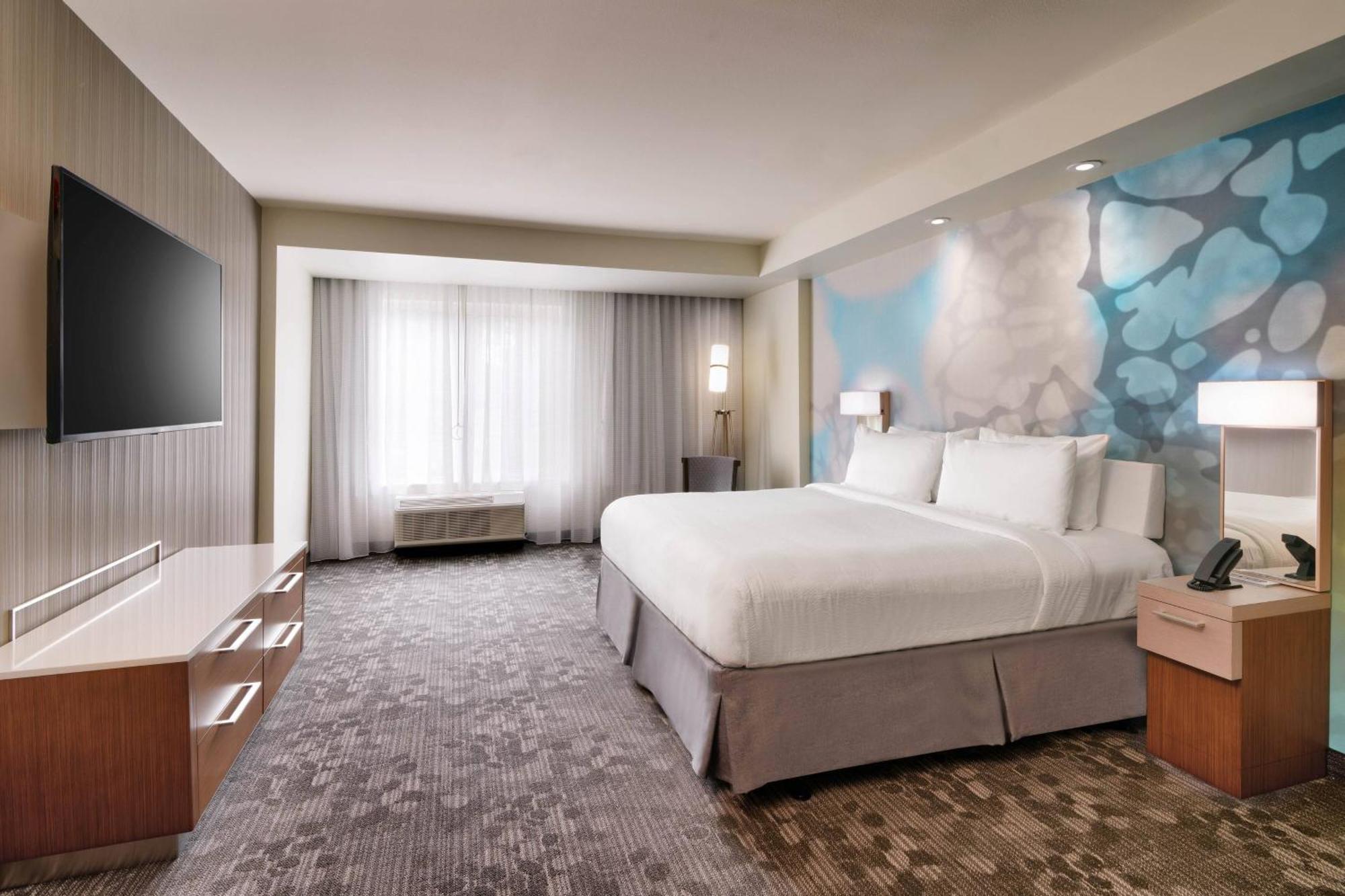 ホテル Courtyard By Marriott Atlanta Duluth Downtown エクステリア 写真